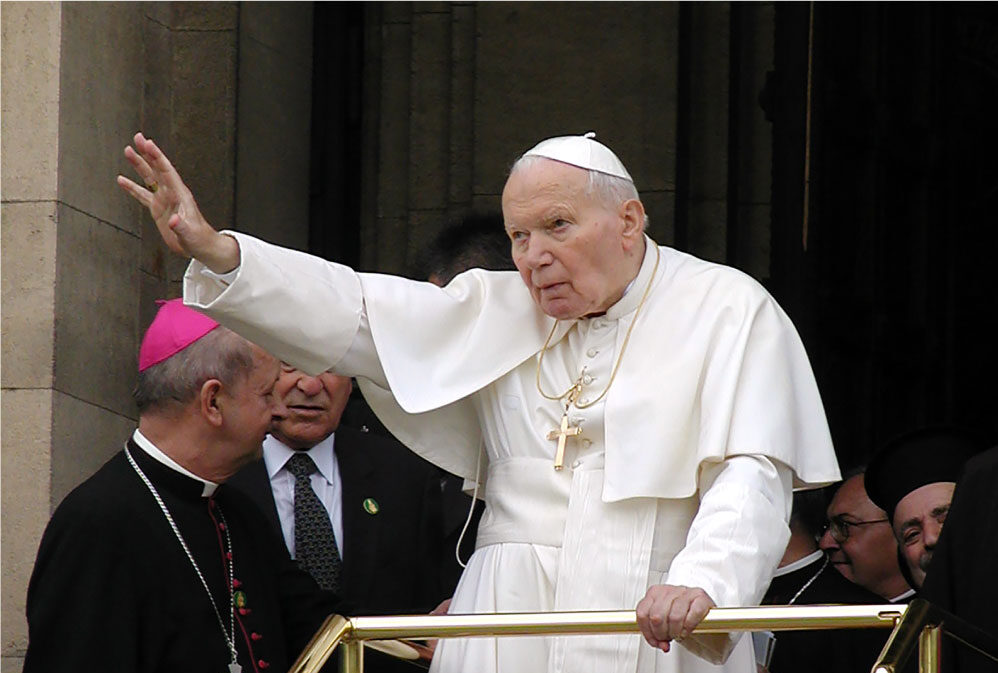 Pope John Paul ii greeting pilgrims in Sofia, Bulgaria